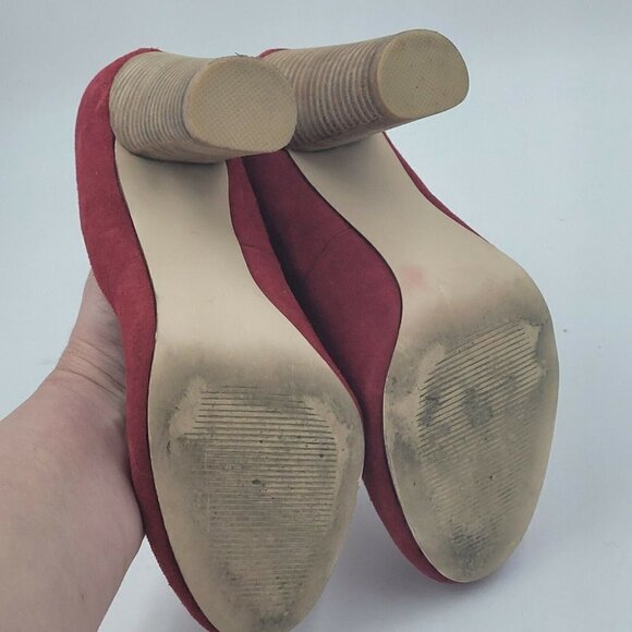 Steve Madden Katrin Red Suede Stacked Block Heel Women's Pumps Shoe Size 7.5M - Picture 8 of 11